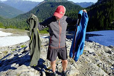 Флисовые кофты - у нас по прежнему тепло.